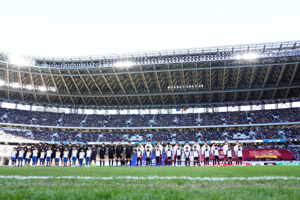 安菲尔德的 安菲尔德的